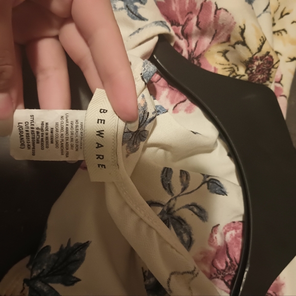 Flower Shirt - Picture 4 of 4